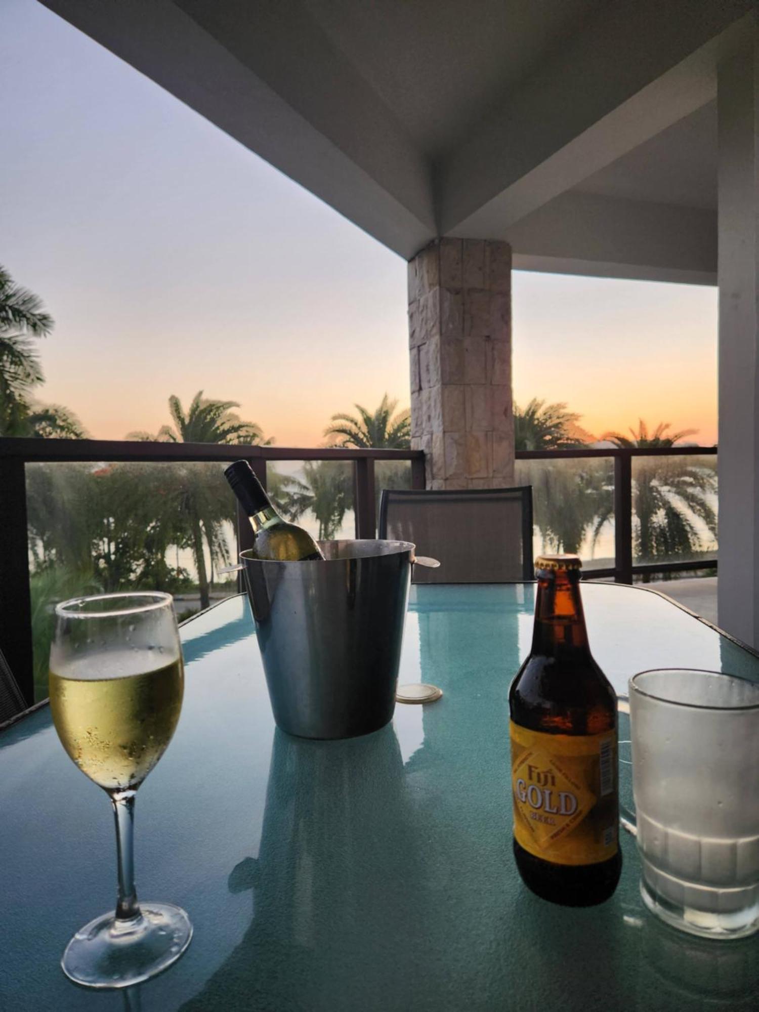 Ramada Suites By Wyndham Seafront Coral Coast Korotogo Εξωτερικό φωτογραφία